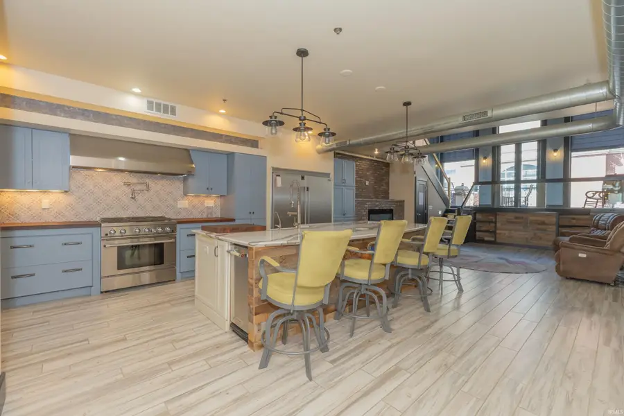 301 Main Street #D, Evansville, IN 47708 - #2