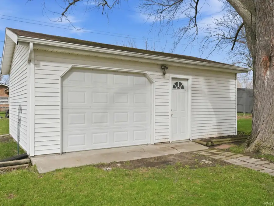 7030 Avalon Drive, Fort Wayne, IN 46819 - #2