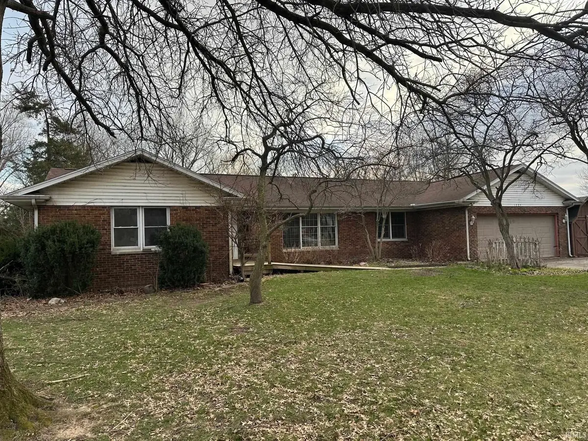 1225 W 9th Street, Rochester, IN 46975 - #1