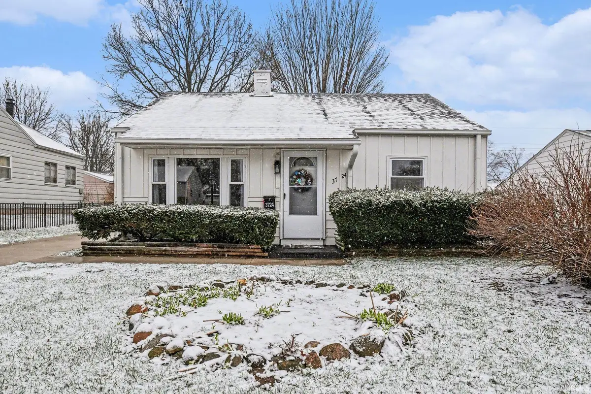 3724 Carroll Street, South Bend, IN 46614 - #1