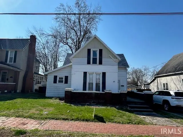 317 E Locust Street, Boonville, IN 47601 - #1
