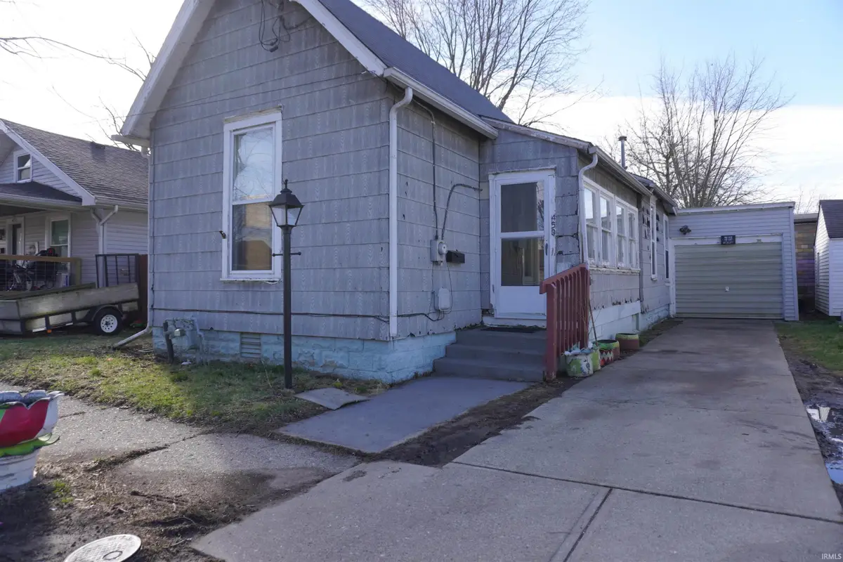 453 W Boone Street, Frankfort, IN 46041 - #1