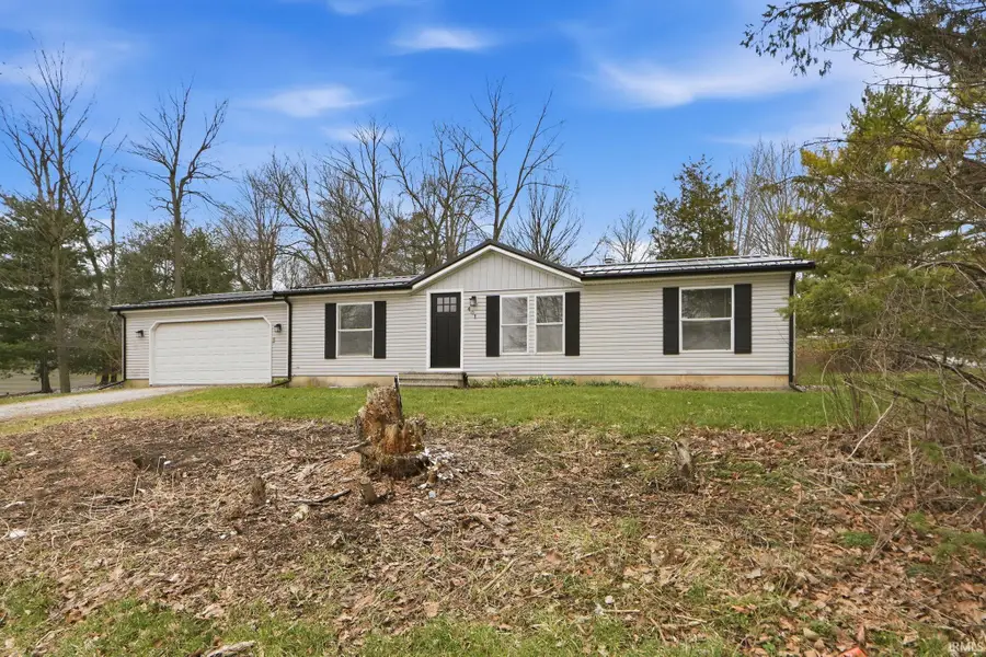 401 S 5th Street, Albion, IN 46701 - #3