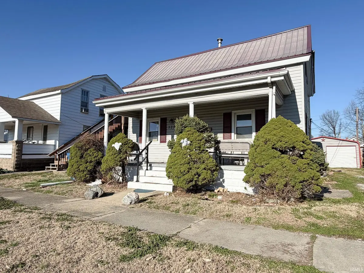 525 N Walnut Street, Mount Carmel, IL 62863 - #1