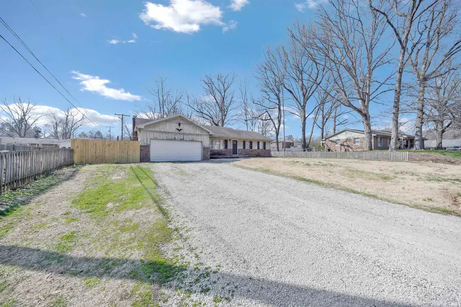 715 Carole Place, Newburgh, IN 47630 - #2