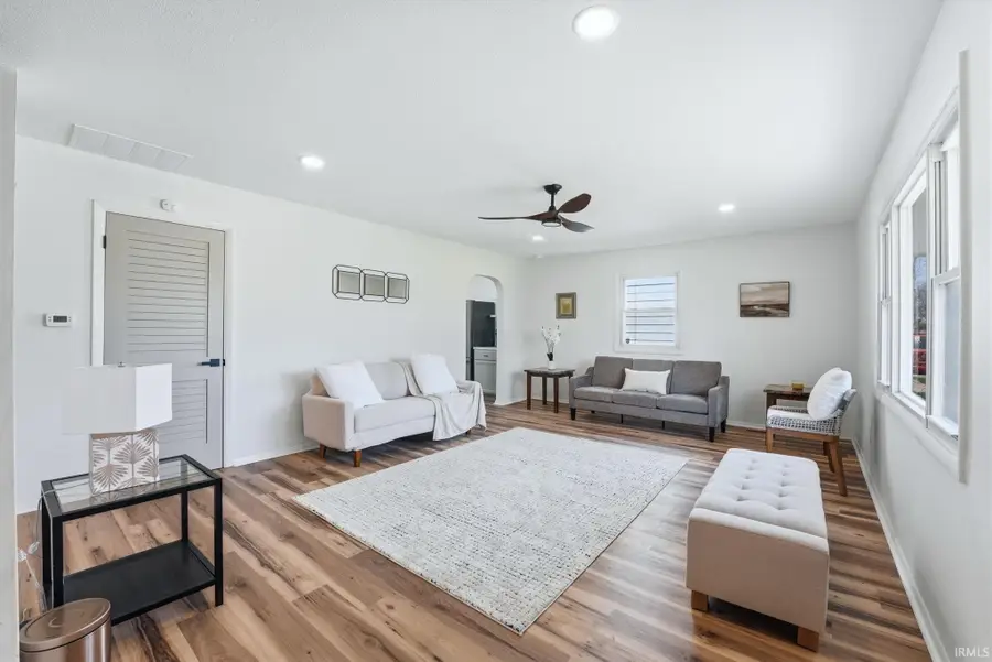 2715 Barnhart Avenue, Fort Wayne, IN 46805 - #3