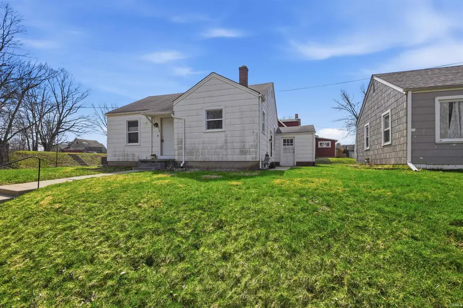 615 E Mcclurg Street, Frankfort, IN 46041 - #3
