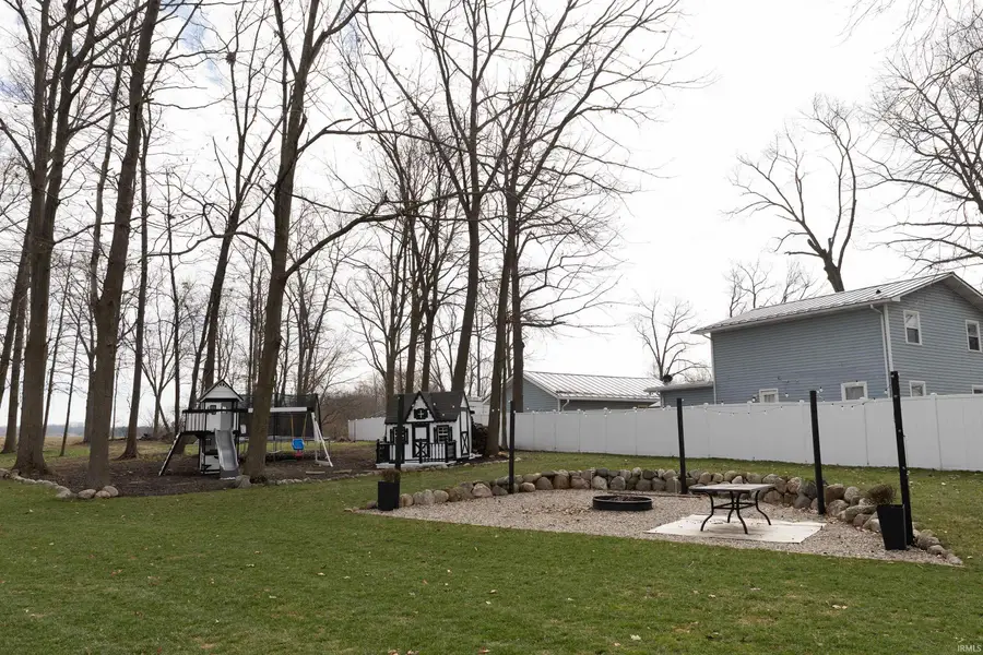 12560 N 825 E Road, Syracuse, IN 46567 - #2