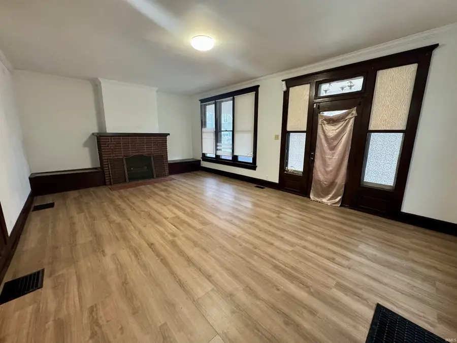 1200 N Third Avenue, Evansville, IN 47710 - #3