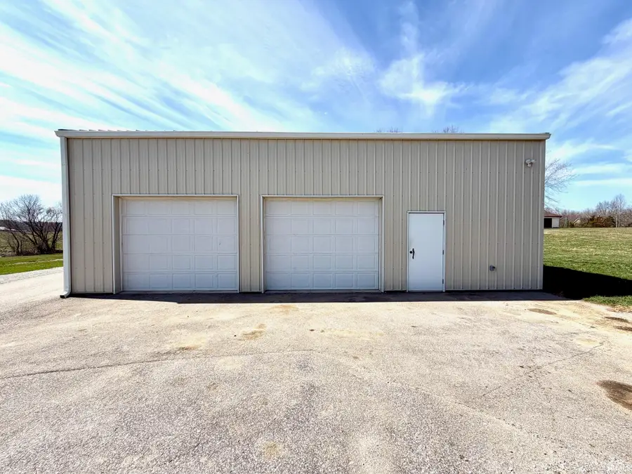 3551 Dixie Highway, Bedford, IN 47421 - #3