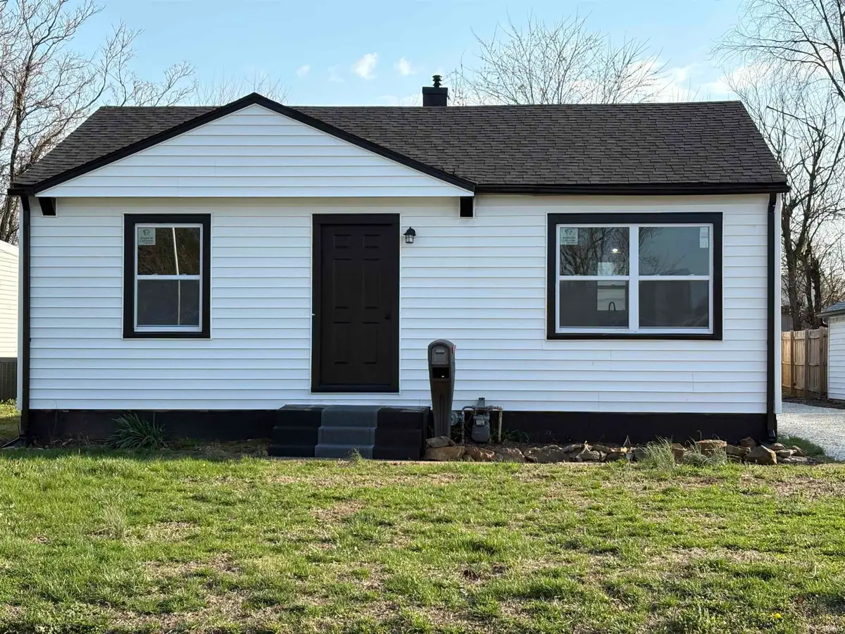 2059 E Columbia Street, Evansville, IN 47711 - #1