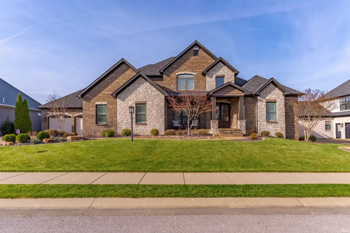 8560 Angel Drive, Newburgh, IN 47630 - #1