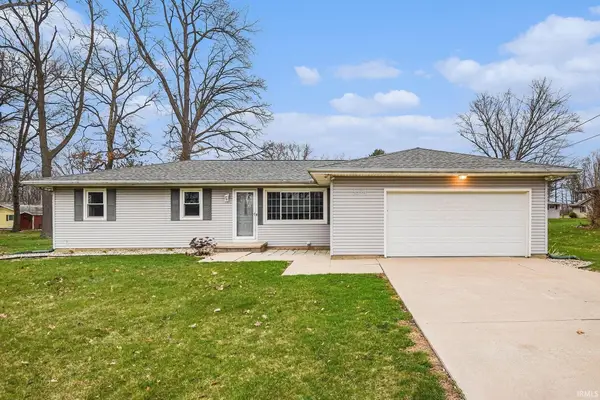 3694 N Greenwood Drive, Warsaw, IN 46582