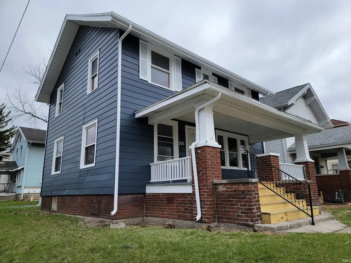 201 E Wildwood Avenue, Fort Wayne, IN 46806 - #1