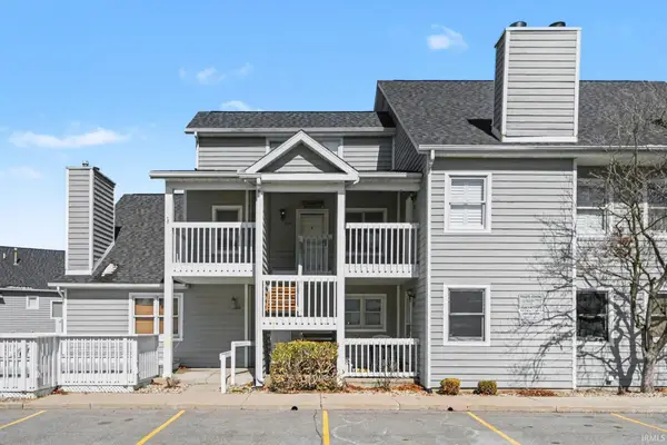 1433 N Oakhill Drive, South Bend, IN 46637