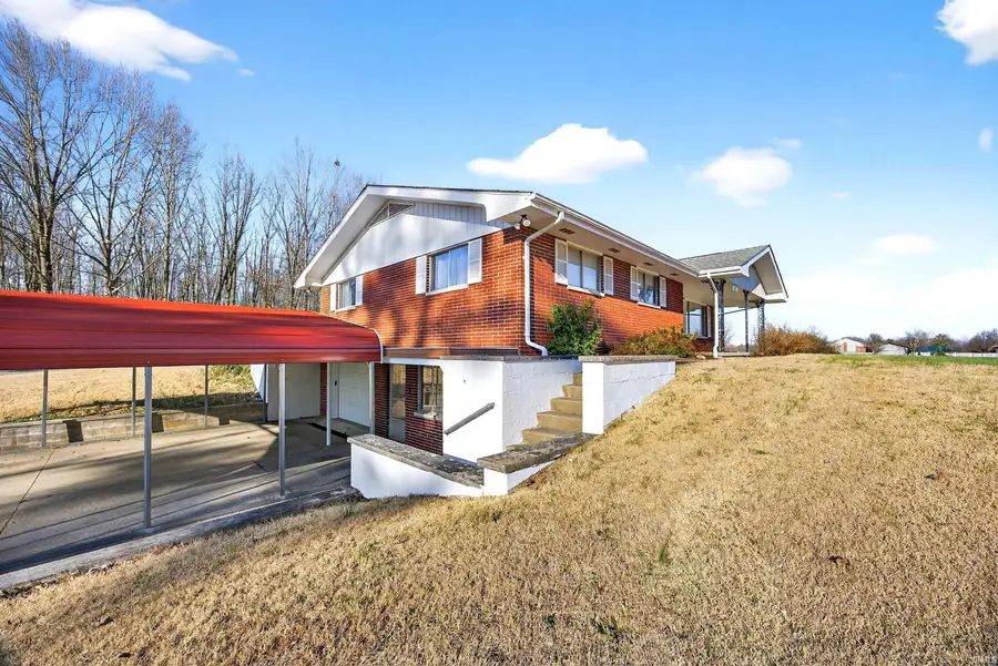 895 St Rd 60 E, Mitchell, IN 47446 - #3