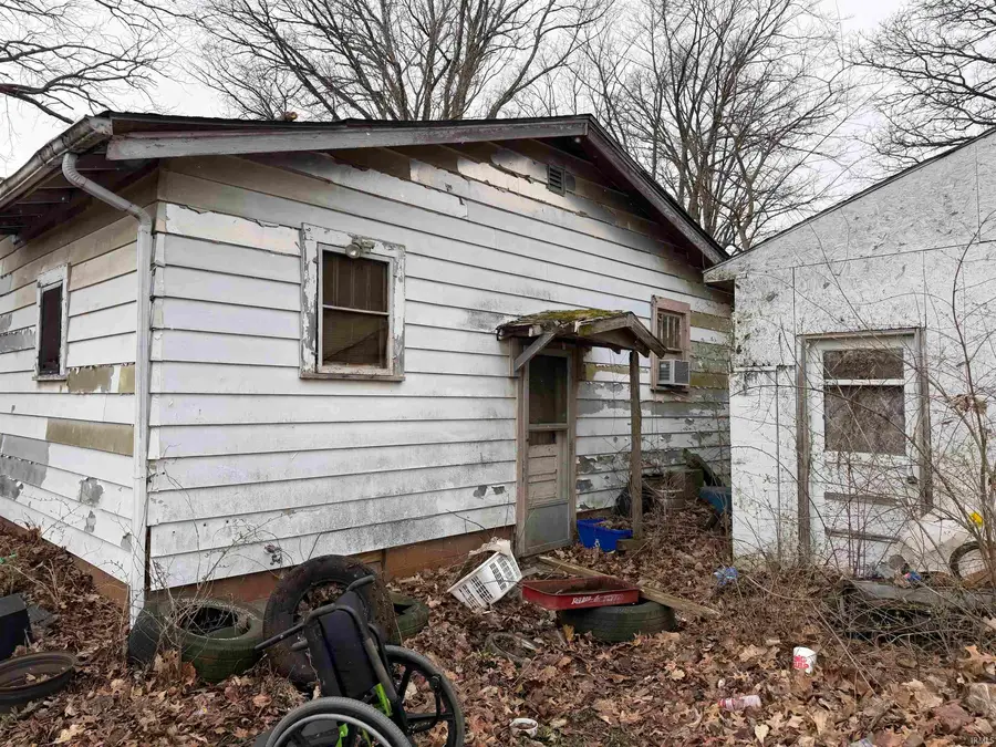 2524 E 5th Street, Anderson, IN 46012 - #2