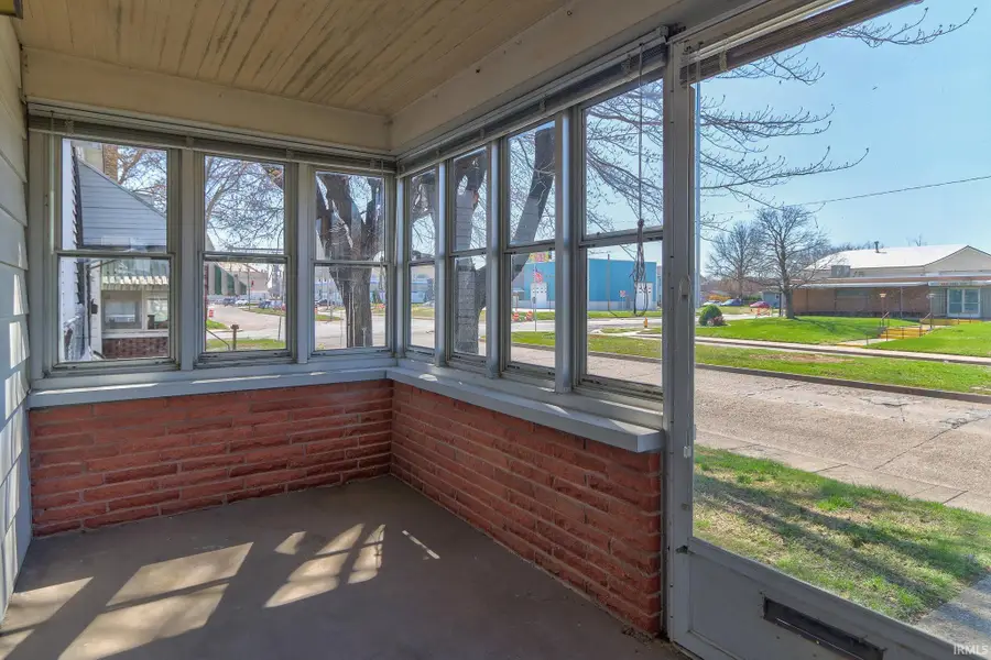 107 N Wabash Avenue, Evansville, IN 47712 - #3