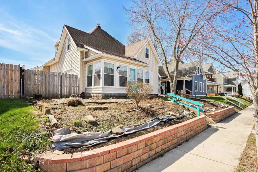 225 E Vaile Avenue, Kokomo, IN 46901 - #3