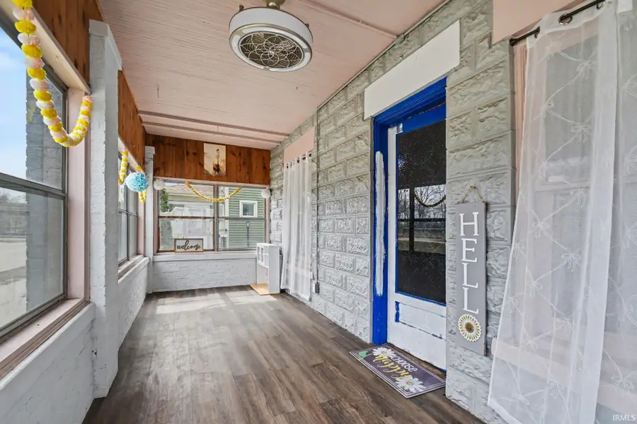 517 Forest Avenue, Mishawaka, IN 46545 - #2