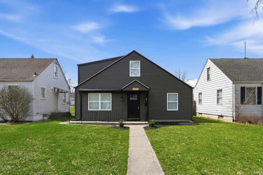 4018 S Park Drive, Fort Wayne, IN 46806 - #2