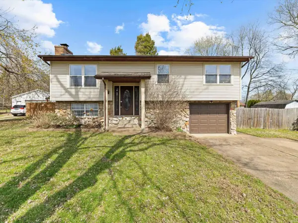 7366 Oakdale Drive, Newburgh, IN 47630