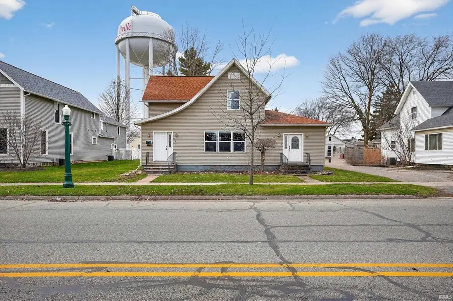 619 N Main Street, Kendallville, IN 46755 - #2