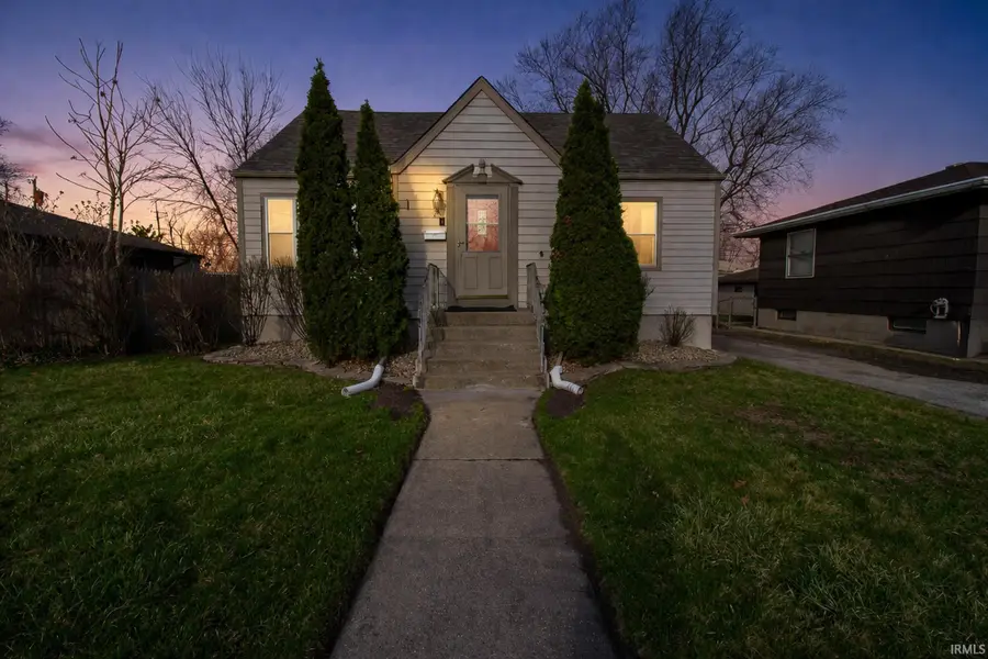214 N Dwiggins Street, Griffith, IN 46319 - #2