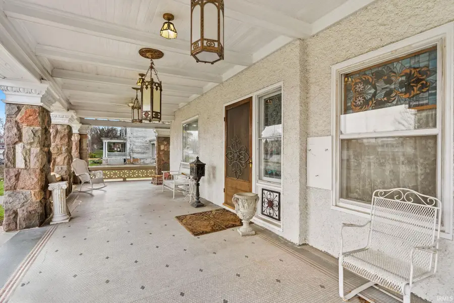 206 S Main Street, Ligonier, IN 46767 - #3