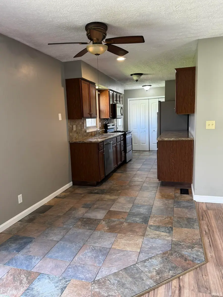 7422 Edgedale Drive, Newburgh, IN 47630 - #3