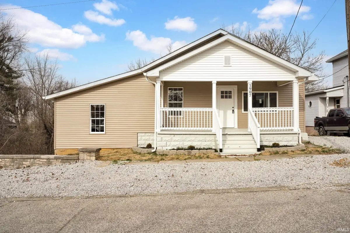 1907 11th Street, Bedford, IN 47421 - #1