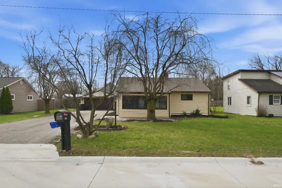 3311 S Cedar Crest Circle, Fort Wayne, IN 46809 - #2