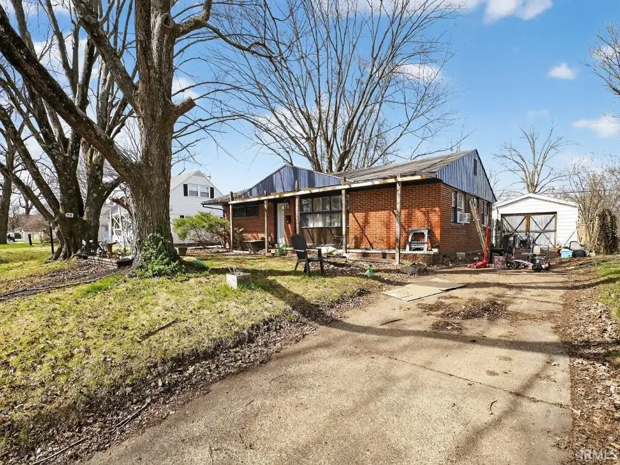 5012 Helmuth Avenue, Evansville, IN 47715 - #2