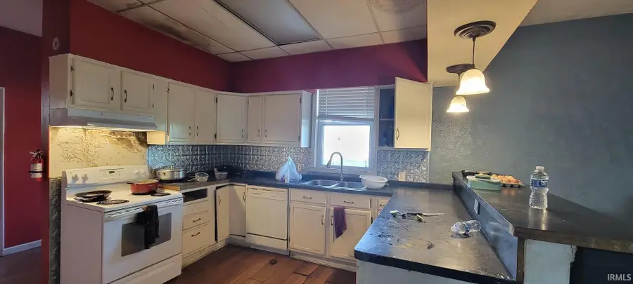 211 S Meridian Street, Washington, IN 47501 - #2