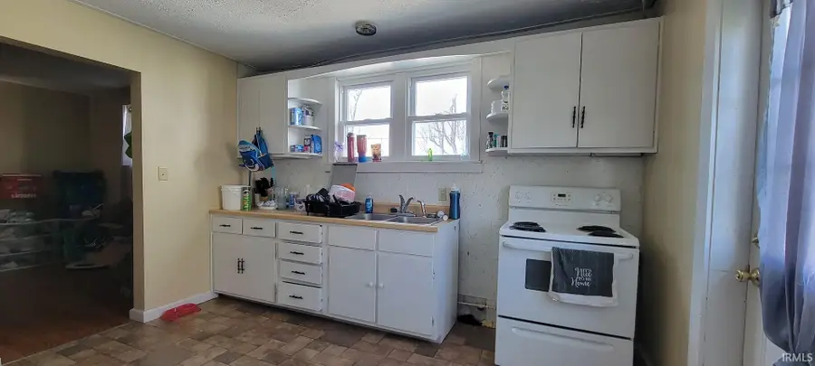 106 SW 2nd Street, Loogootee, IN 47553 - #2