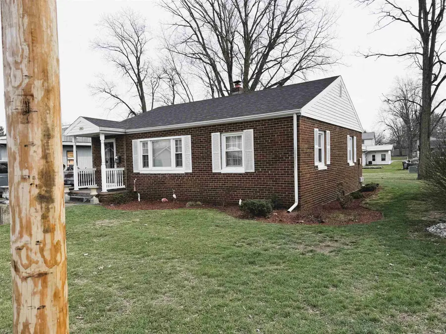 341 W Main Street, Winamac, IN 46996 - #2