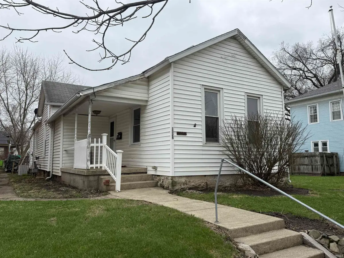 1325 E Market Street, Logansport, IN 46947 - #1