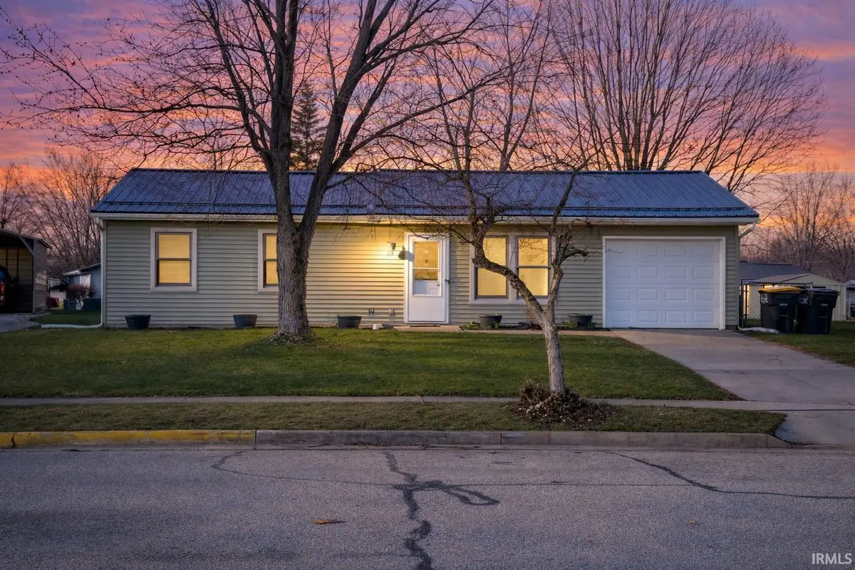 205 Penrose Drive, Kendallville, IN 46755 - #1