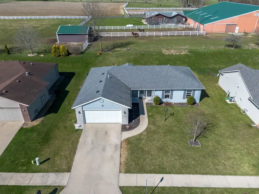226 Glory Avenue, Kendallville, IN 46755 - #2