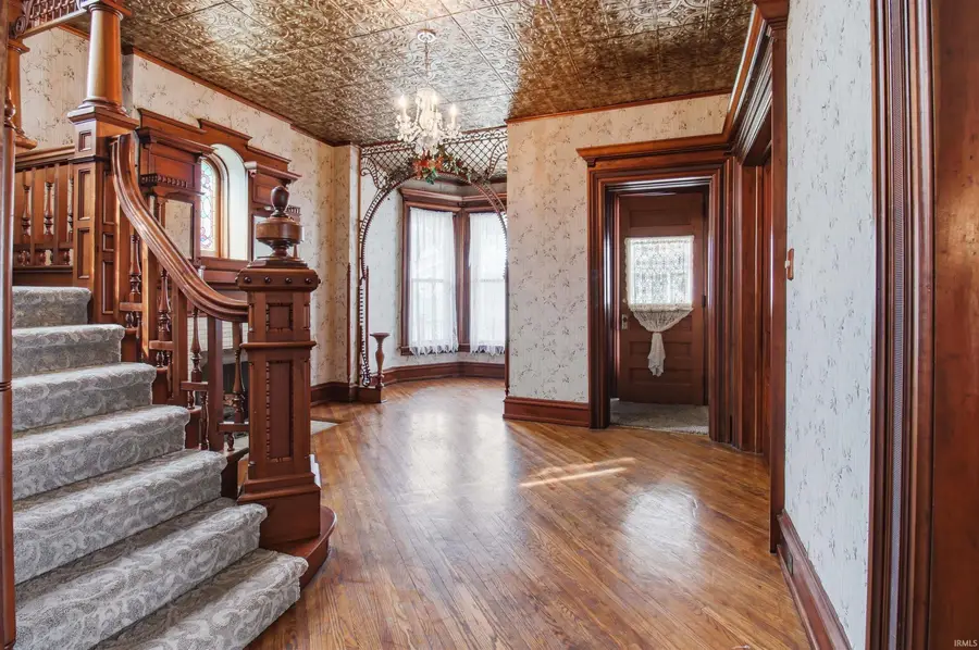 220 E Washington Street, Bluffton, IN 46714 - #2