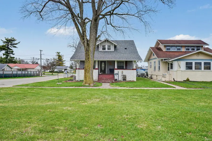 1201 S Cowen Street, Garrett, IN 46738 - #2