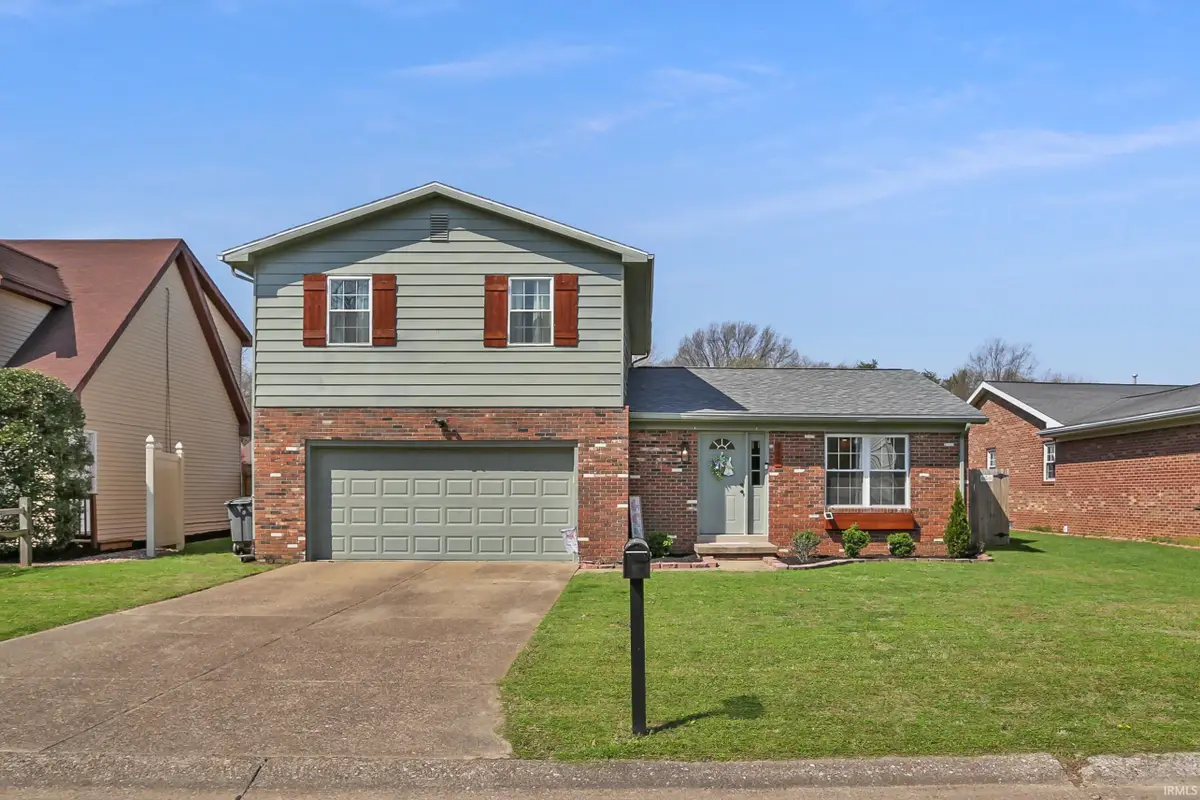 655 Bonnie View Drive, Evansville, IN 47715 - #1