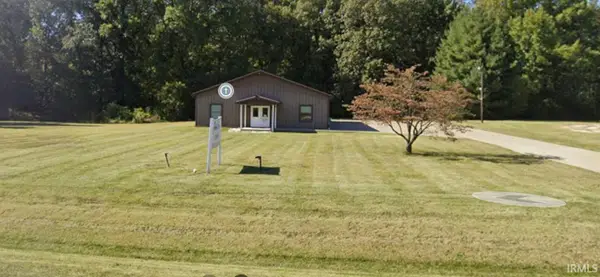 1092 N Sr 66, Rockport, IN 47635