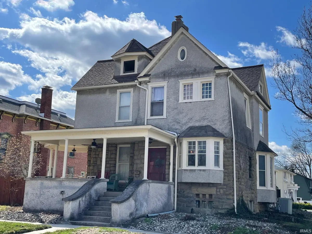 307 N Van Buren Street, Auburn, IN 46706 - #1