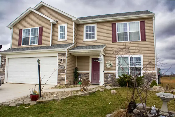 1904 Waynedale Drive, Garrett, IN 46738