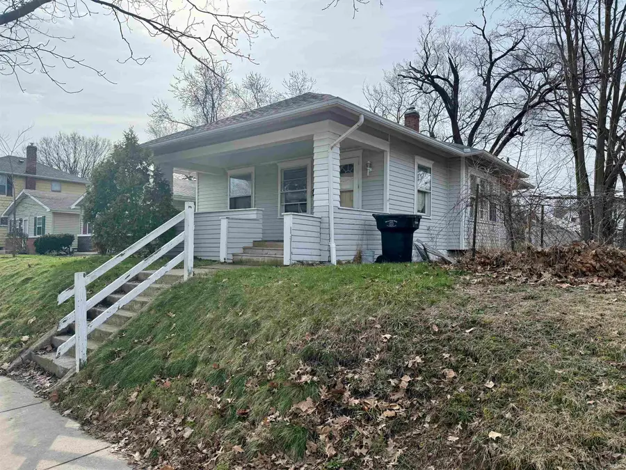 804 E Calvert Street, South Bend, IN 46613 - #2