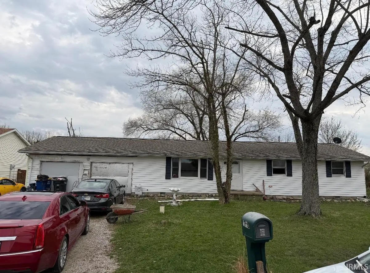 6301 W Mcarthur Lane, Muncie, IN 47304 - #1
