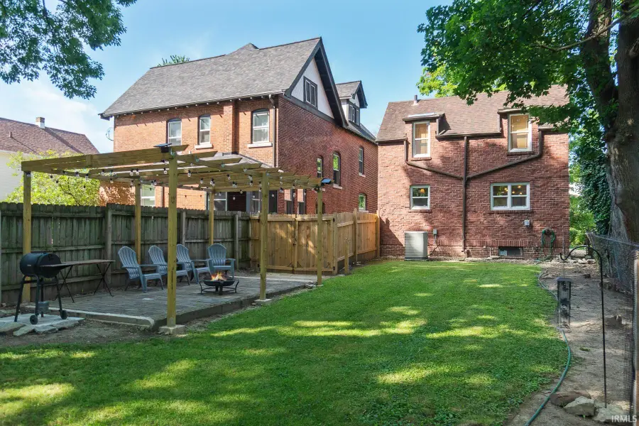 1111 Cherry Street, Huntington, IN 46750 - #2