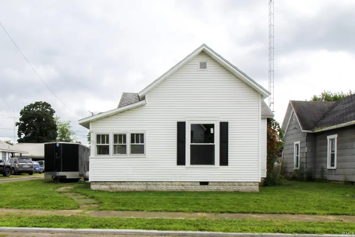 233 E Commerce Street, Dunkirk, IN 47336 - #1