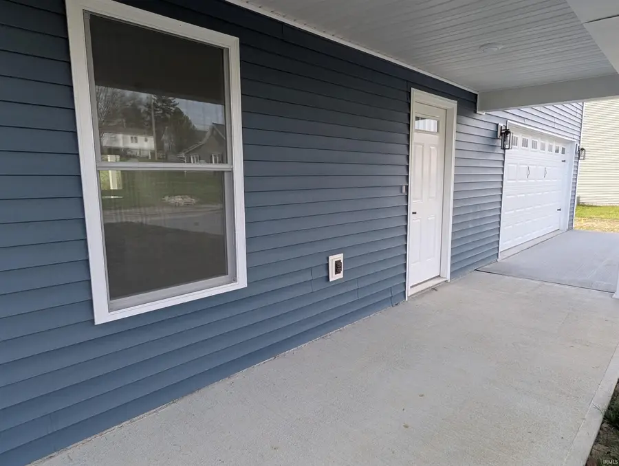 811 SW 1st Street, Washington, IN 47501 - #3